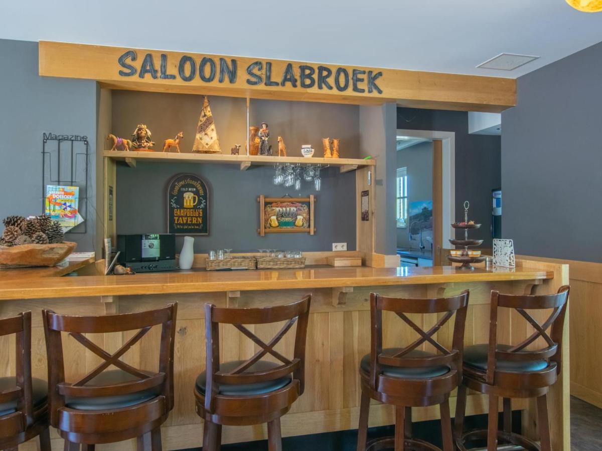Lodge Slabroek Uden Luaran gambar