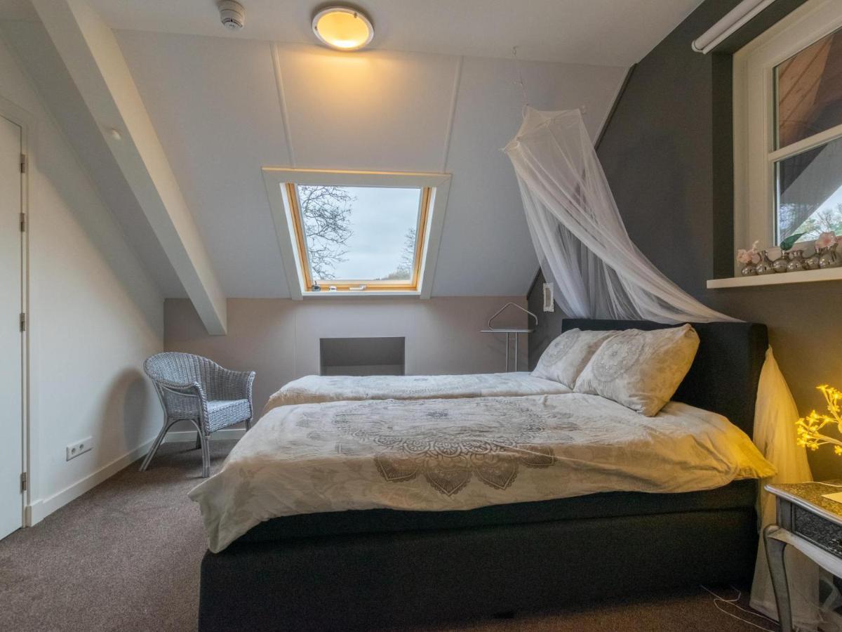 Lodge Slabroek Uden Luaran gambar